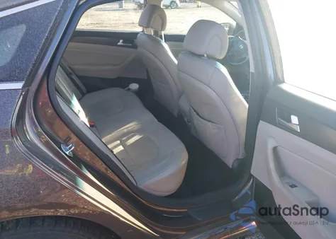 2017 Hyundai Sonata Sport z USA, uszkodzony, nr VIN 5NPE34AF9HH591094